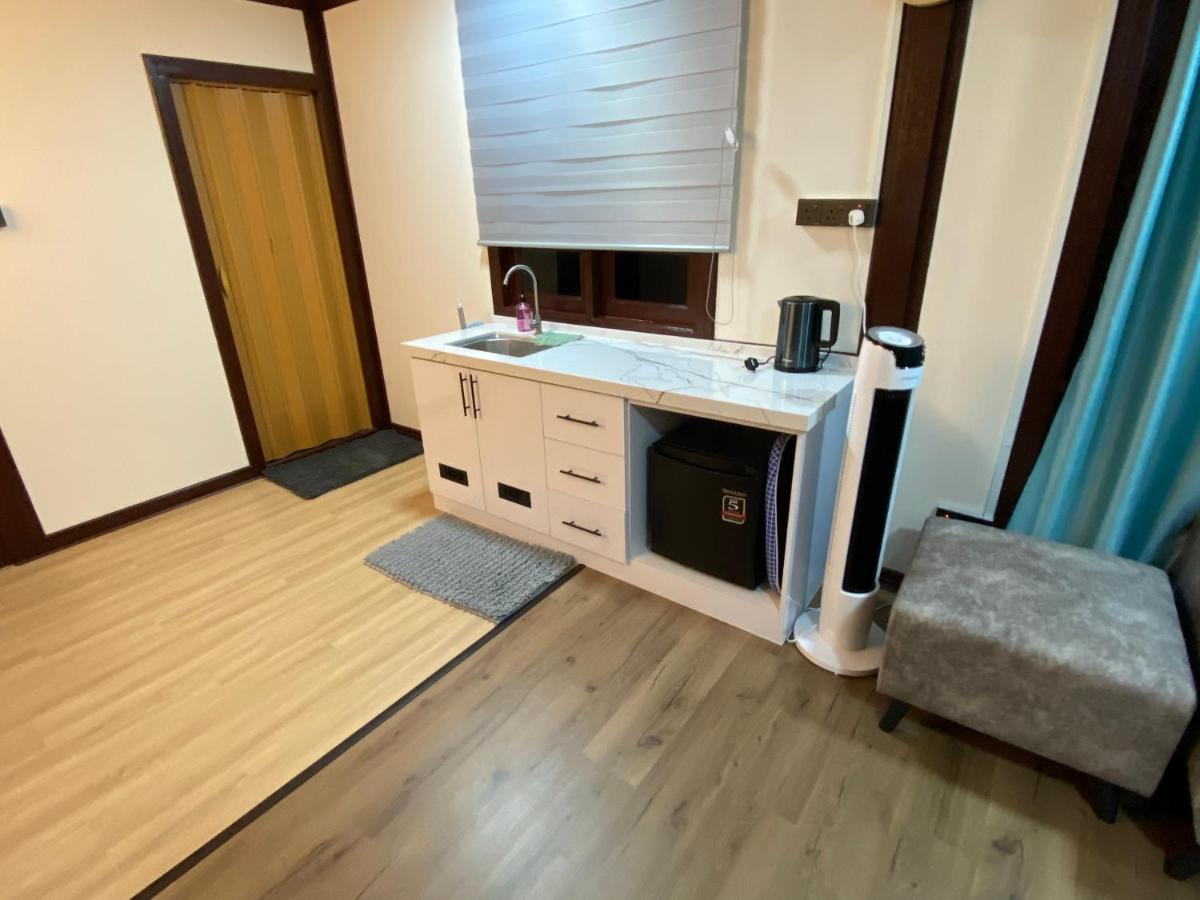 Tts Staycation Chalet Kampung Penarik Bagian luar foto