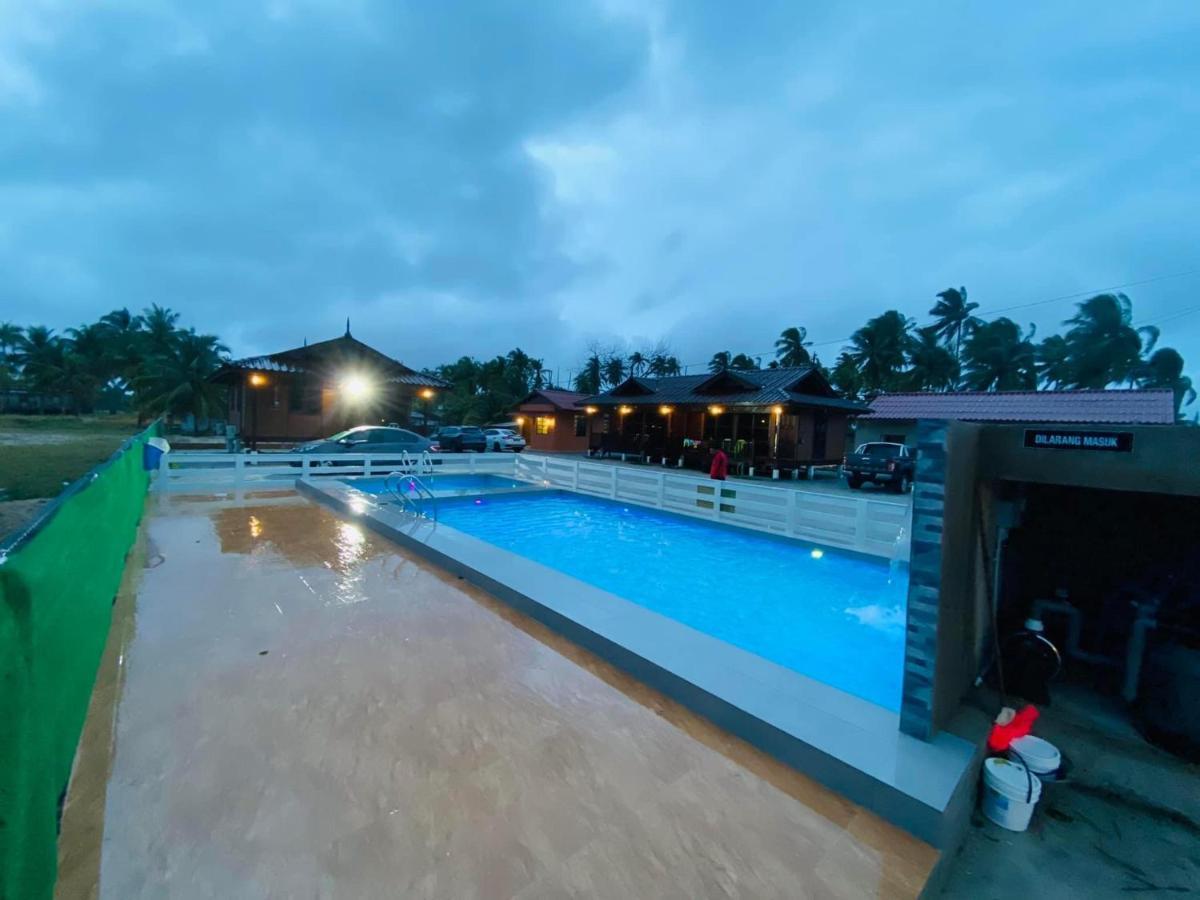 Tts Staycation Chalet Kampung Penarik Bagian luar foto