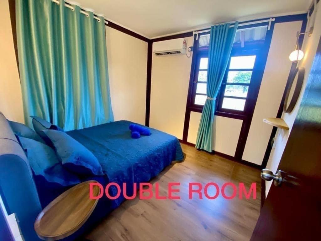Tts Staycation Chalet Kampung Penarik Bagian luar foto